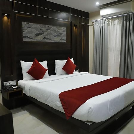 Hotel Trax International ג'משדפור מראה חיצוני תמונה