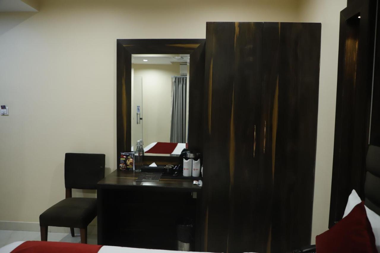 Hotel Trax International ג'משדפור מראה חיצוני תמונה