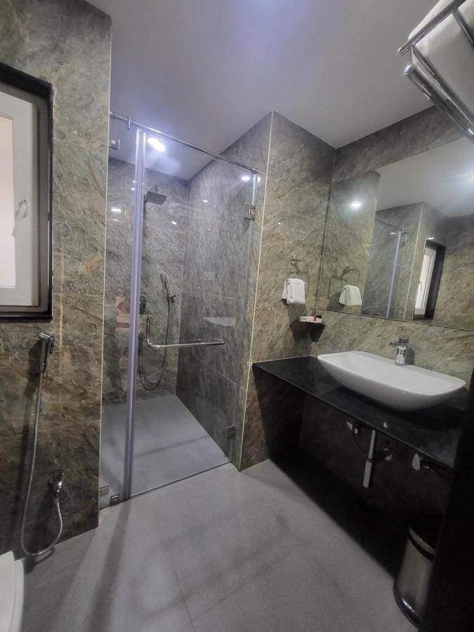 Hotel Trax International ג'משדפור מראה חיצוני תמונה