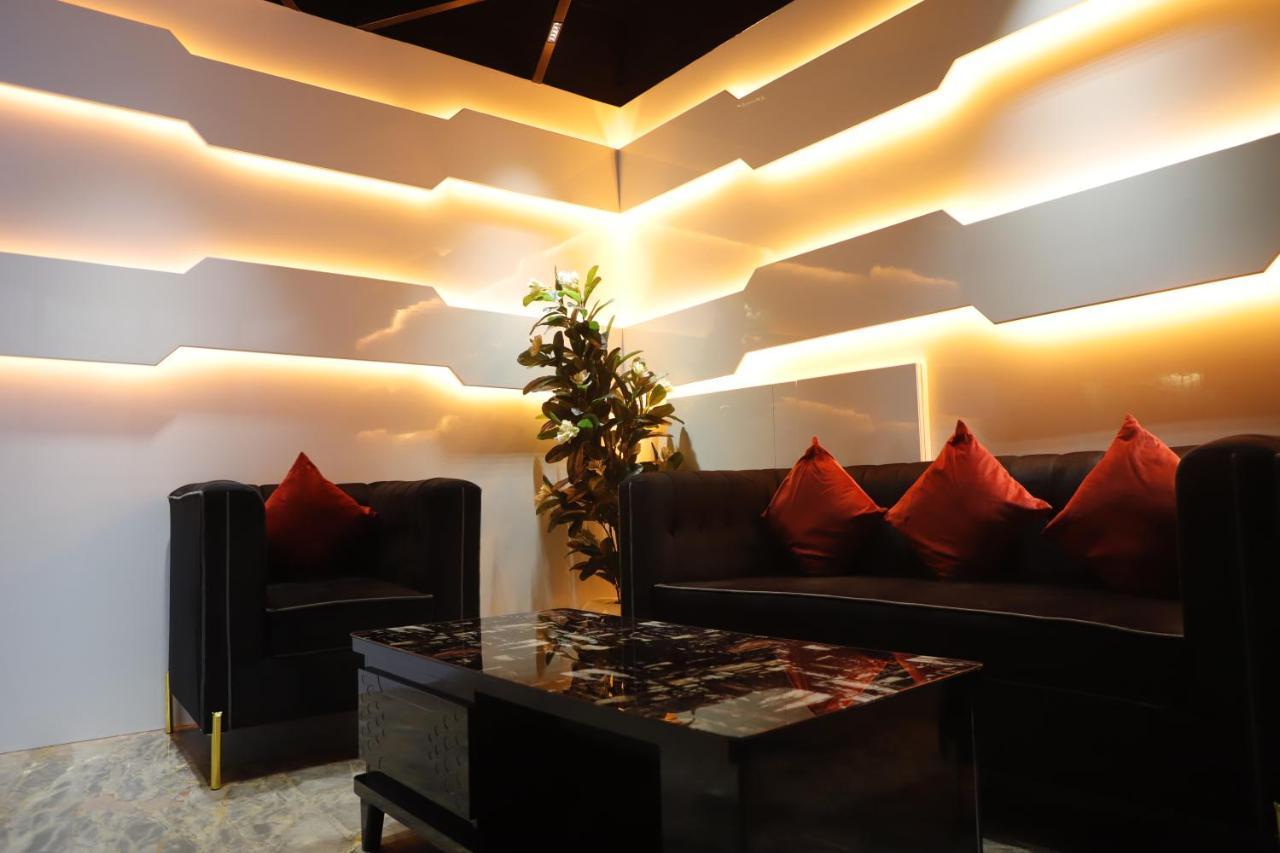 Hotel Trax International ג'משדפור מראה חיצוני תמונה