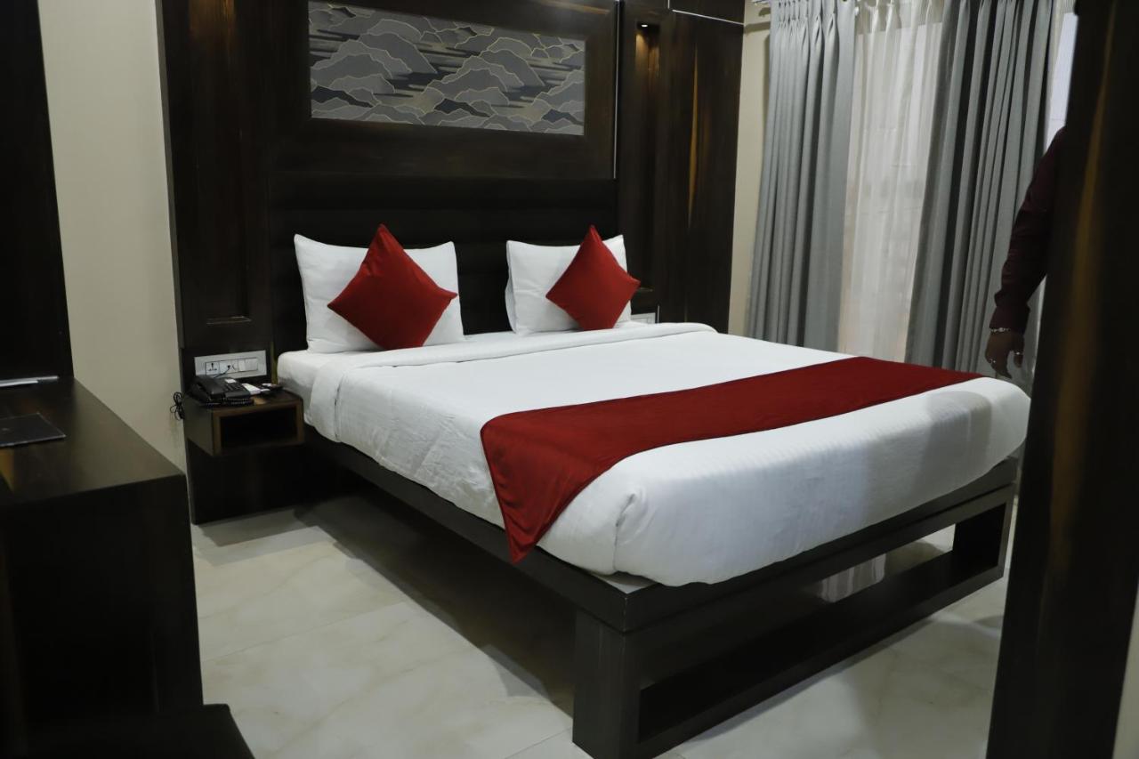 Hotel Trax International ג'משדפור מראה חיצוני תמונה